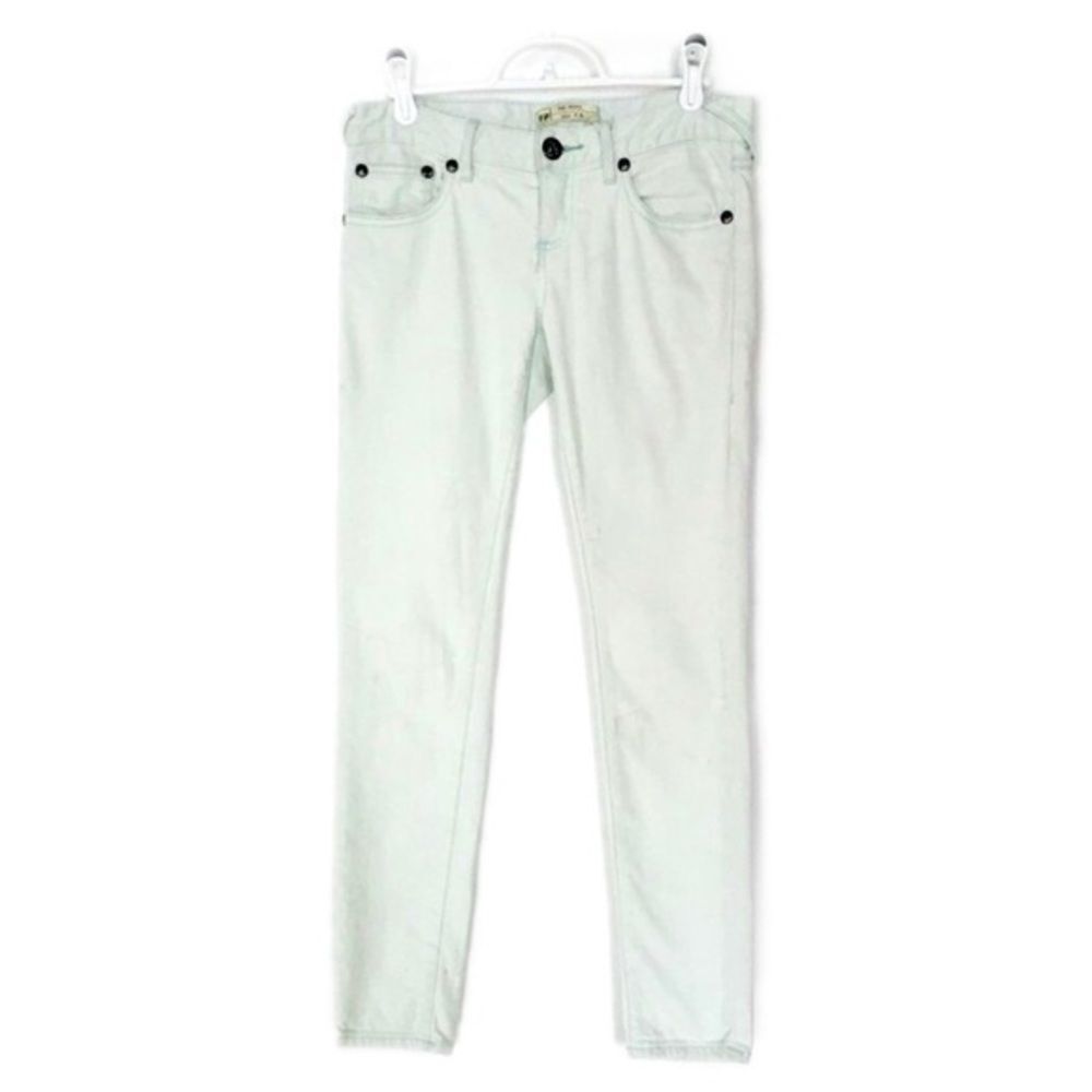 Free People Skinny Jeans Size 25 Measures 29x27 7in Rise Light Blue-Green